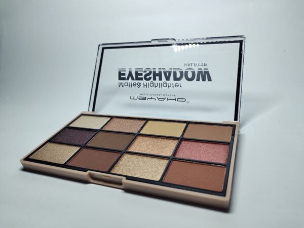 Msyaho's Professional Eyeshadow Palette