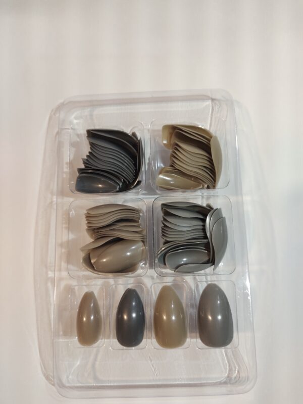 Matte Artificial Nails - Image 3